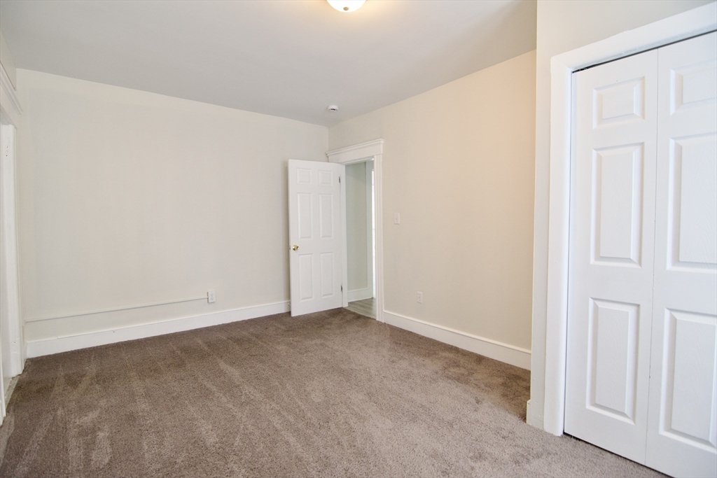 58 Howes Street, Unit 2 Springfield, MA 01118 - Photo 6 of 20