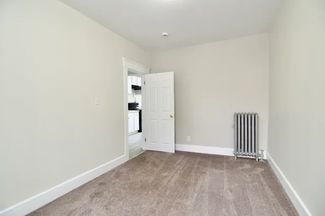 $1,900 | 60 Howes Street, Unit 2, Springfield, MA 01118