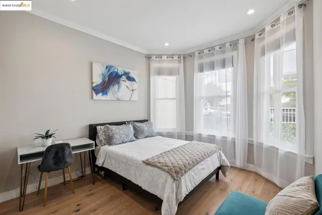 $1,599,000 | 1537 Revere Avenue, San Francisco, CA 94124