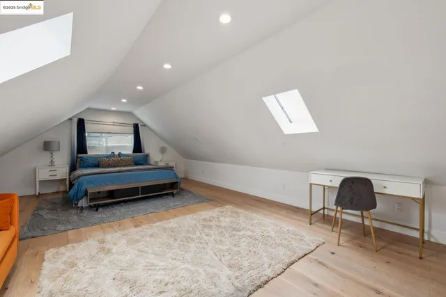 $1,599,000 | 1537 Revere Avenue, San Francisco, CA 94124