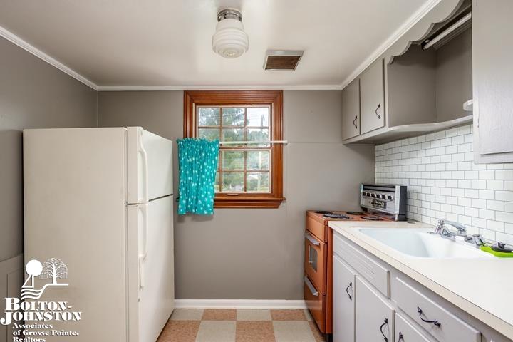 321 Moross Road Grosse Pointe Farms, MI 48236 - Photo 23 of 52