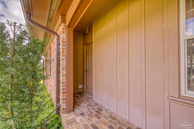 $385,000 | 3031 Swan Lane, Pensacola, FL 32504