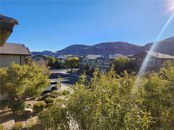 $2,675 | 5476 Sentinel Point Court, Las Vegas, NV 89135