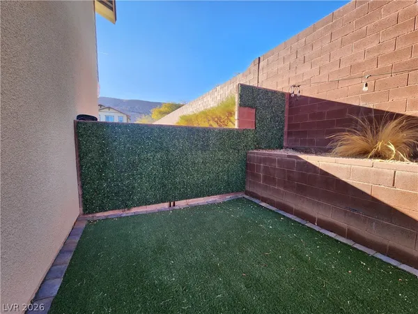 $2,675 | 5476 Sentinel Point Court, Las Vegas, NV 89135