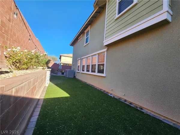 $2,675 | 5476 Sentinel Point Court, Las Vegas, NV 89135