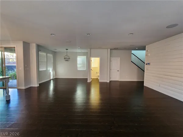 $2,675 | 5476 Sentinel Point Court, Las Vegas, NV 89135