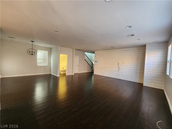 $2,675 | 5476 Sentinel Point Court, Las Vegas, NV 89135