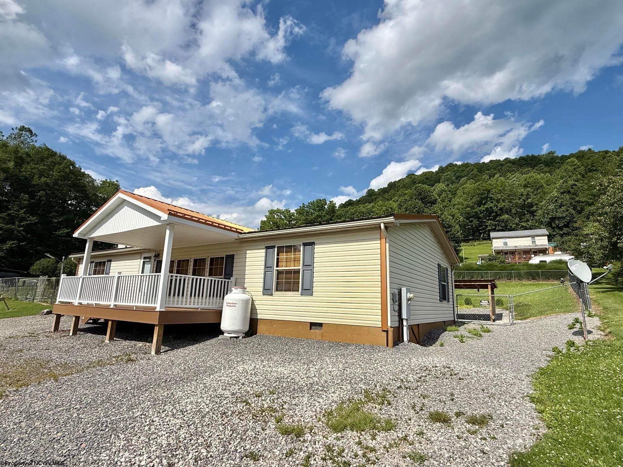 44 5th Street Hendricks, WV 26271 - Photo 37 of 39 Gallery Image 37