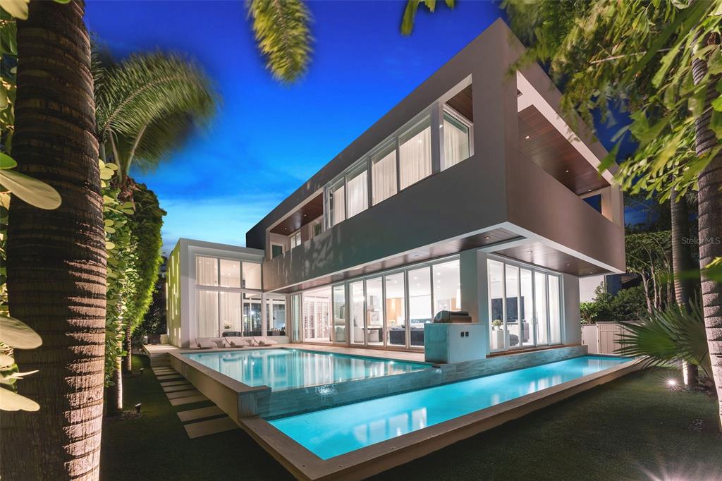 4433 North Bay Road Miami Beach, FL 33140 - Photo 2 of 67
