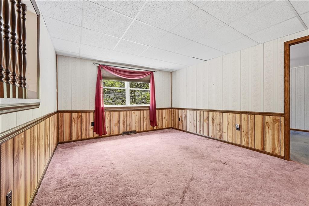 2983 Edgecliff Road New Kensington, PA 15068 - Photo 12 of 25