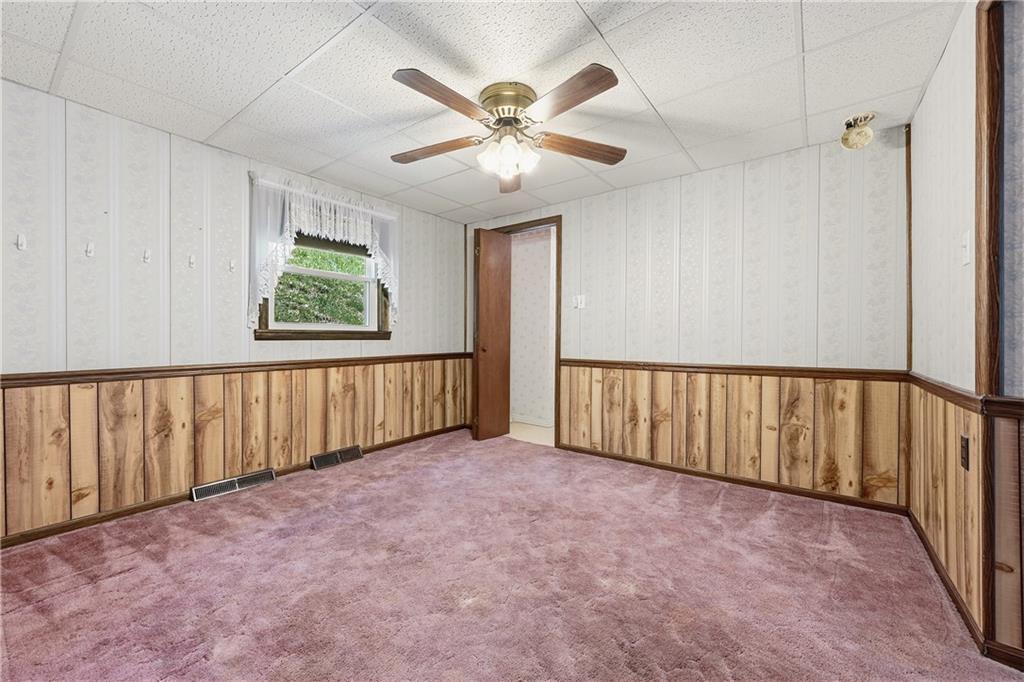 2983 Edgecliff Road New Kensington, PA 15068 - Photo 14 of 25
