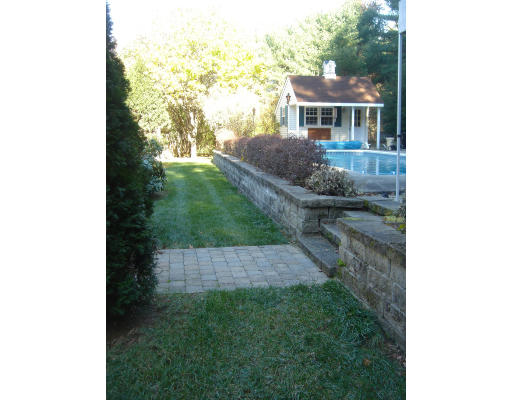 294 Brookfield Road Sturbridge, MA 01518 - Photo 3 of 28 a view of house with backyard