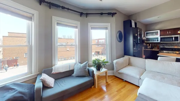 $5,275 | 735 East 3rd Street, Unit 2, Boston, MA 02127