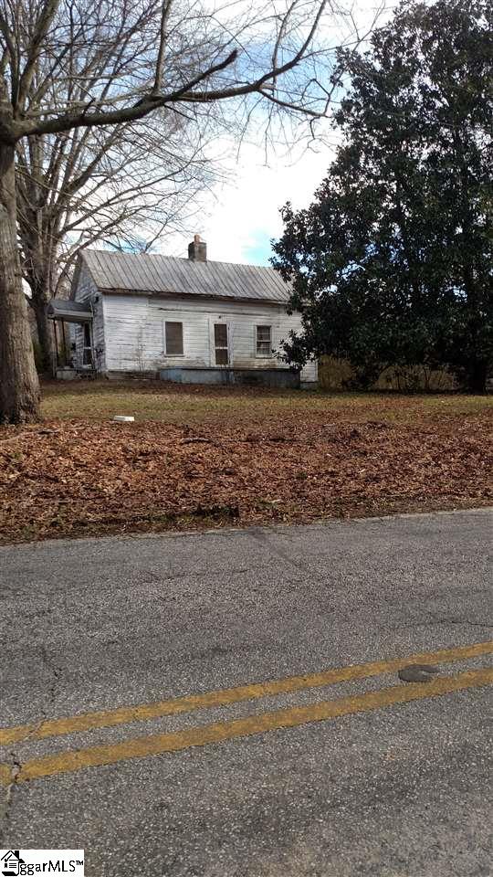 395 Berry Road Pelzer, SC 29669 - Photo 1 of 1