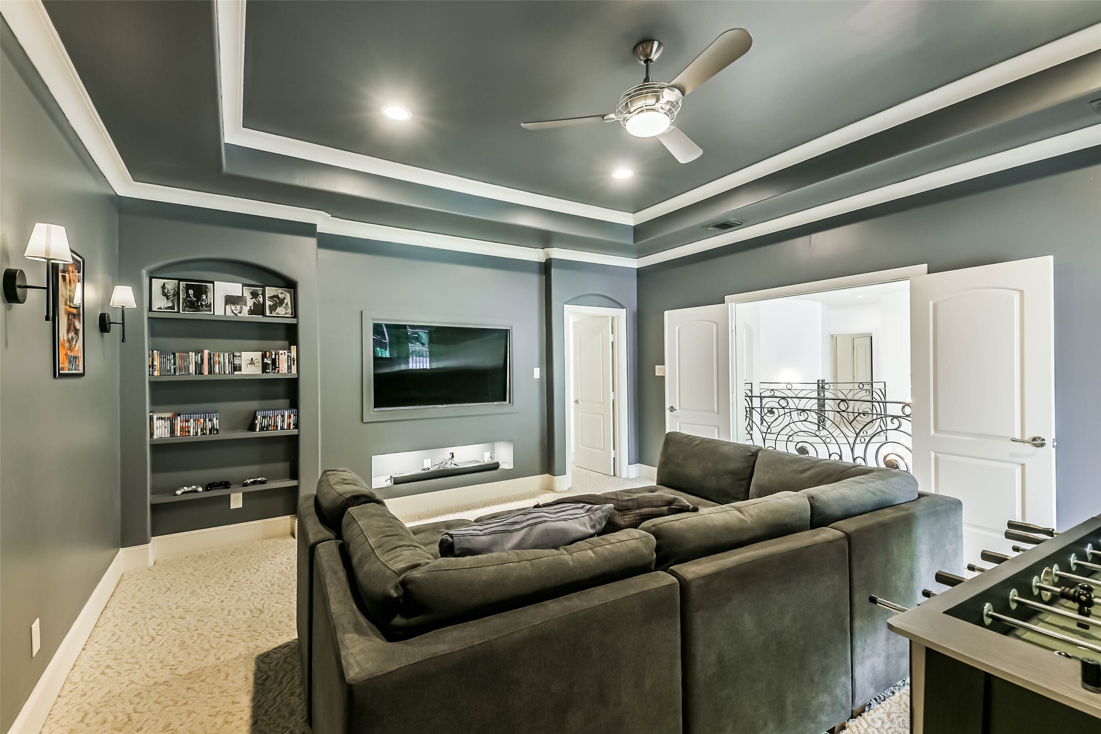 2502 Chimney Rock Road Houston, TX 77056 - Photo 40 of 50 Media/game room on the second floor