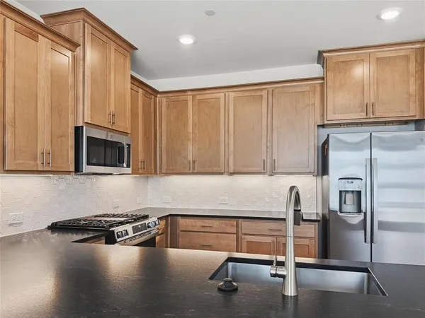 $2,895 | 2541 Huxley Mews Mews, Allen, TX 75013