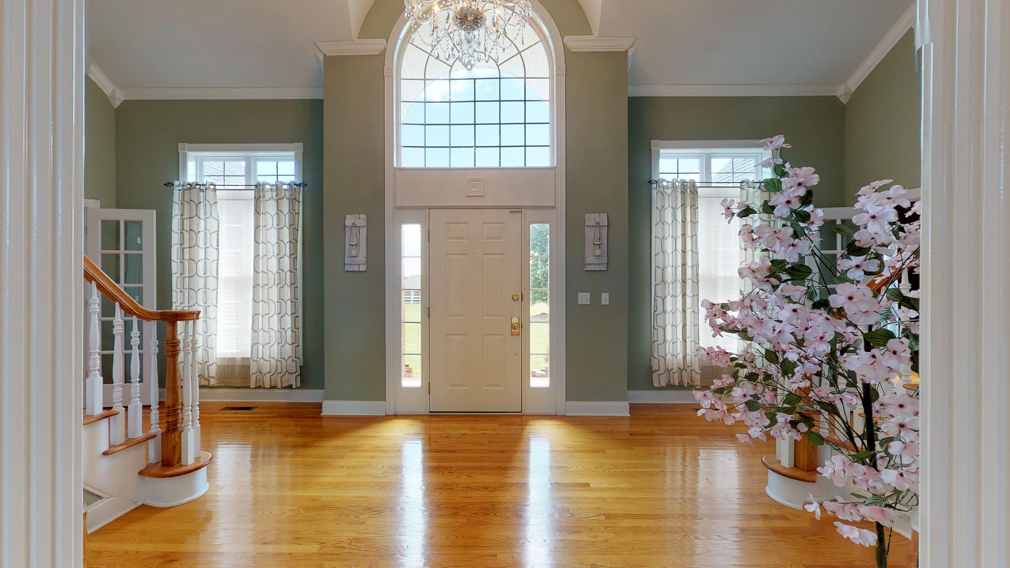 151 Maple Bend Road Winchester, TN 37398 - Photo 6 of 30 Spacious front foyer