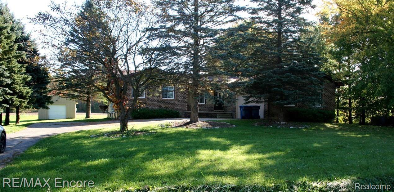 7161 Brewer Road Flint, MI 48507 - Photo 24 of 30 IMG_2202.JPG