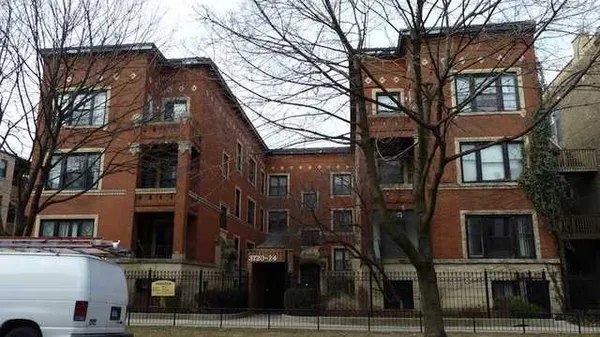 $3,495 | 3720 North Sheffield Avenue, Unit 1S, Chicago, IL 60613