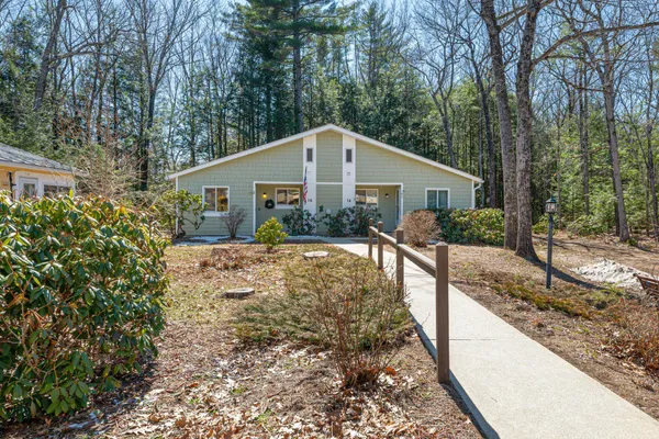 $299,900 | 16 Piscataqua Road, Unit 16, Concord, NH 03301