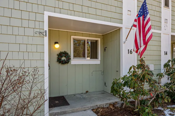 $299,900 | 16 Piscataqua Road, Unit 16, Concord, NH 03301