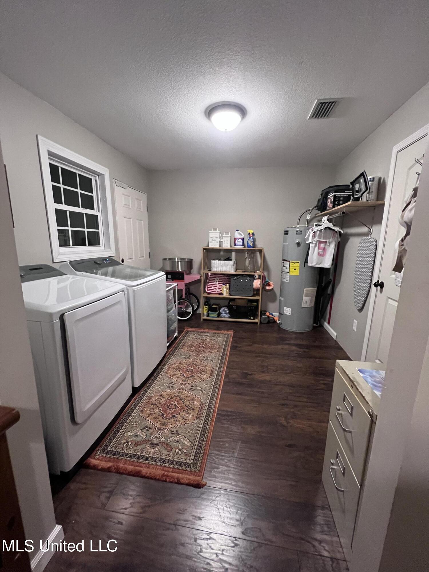 113 Cecil Havard Road Lucedale, MS 39452 - Photo 8 of 19 LAUNDRY ROOM