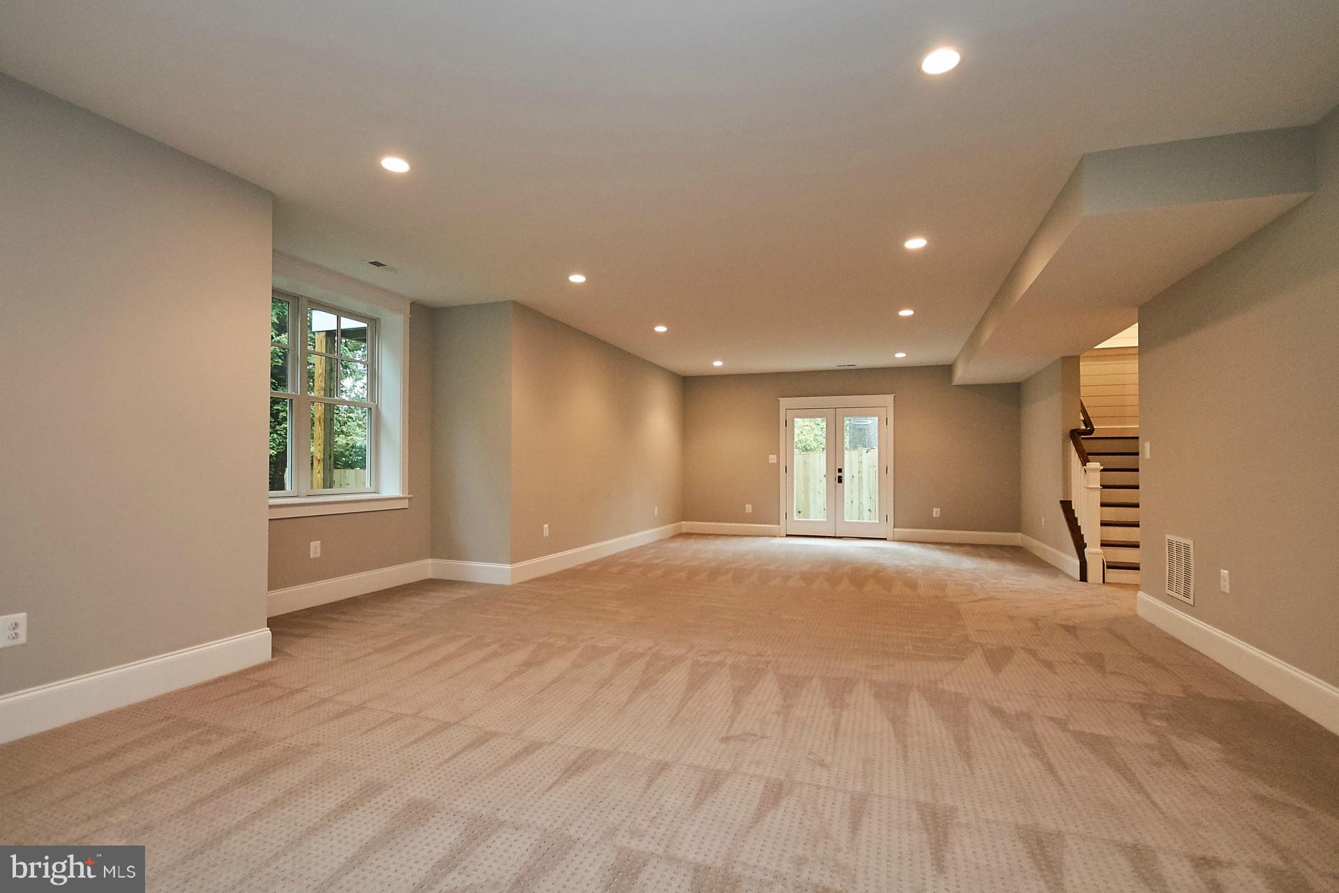2844 North Rochester Street Arlington, VA 22213 - Photo 19 of 24 Basement