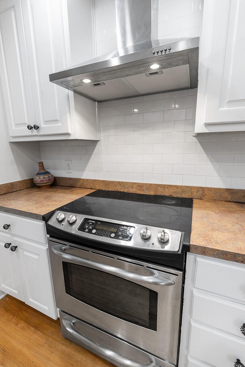 2422 Highway 174 Edisto Island, SC 29438 - Photo 9 of 44 HOOD