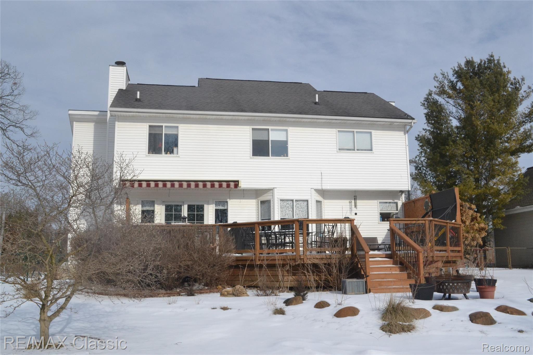 3001 East Commerce Road Commerce Township, MI 48382 - Photo 3 of 39 007.JPG