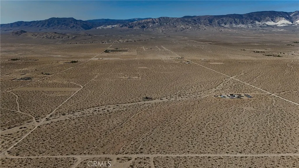 764 Rabbit Springs Lucerne Valley, CA 92356 - Photo 7 of 7 a view of a dry yard