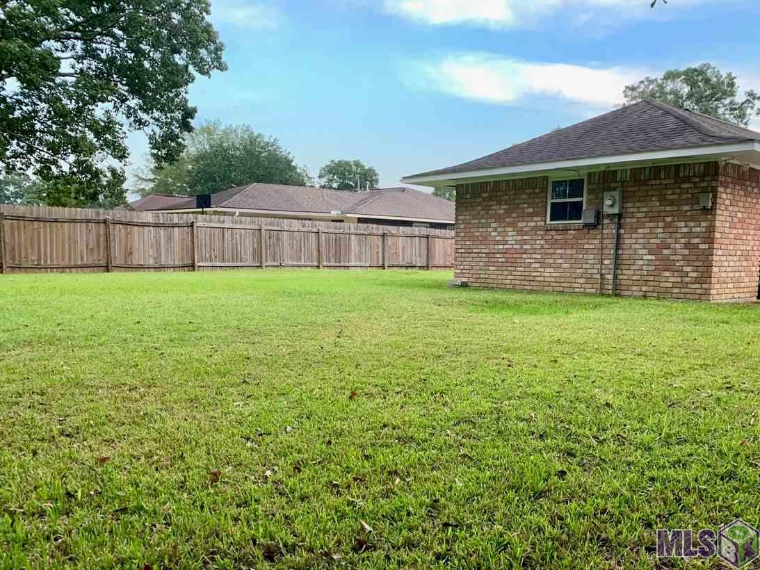 16611 Abshire Avenue Baton Rouge, LA 70816 - Photo 27 of 28 Gallery Image 27