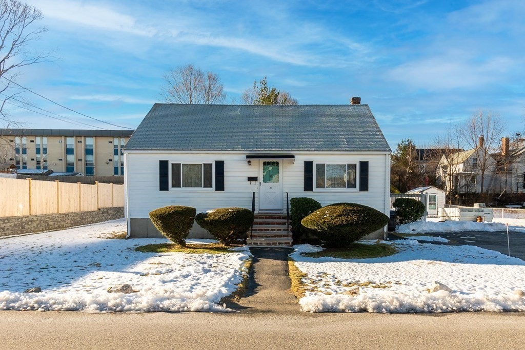 9 Riverside Court Saugus, MA 01906 - Photo 1 of 34 Gallery Image 1