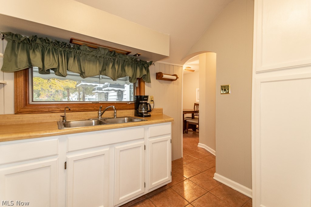 38557 Beachview Road Willoughby, OH 44094 - Photo 11 of 31 kitchen looking through hallway to dining room
