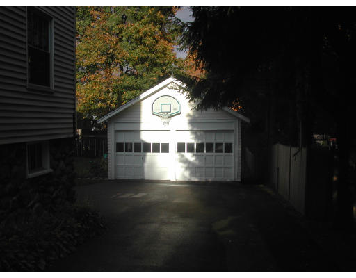 34 Burnside Road Needham, MA 02494 - Photo 16 of 18