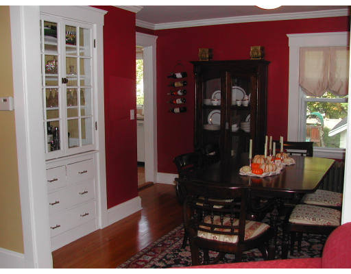 34 Burnside Road Needham, MA 02494 - Photo 3 of 18
