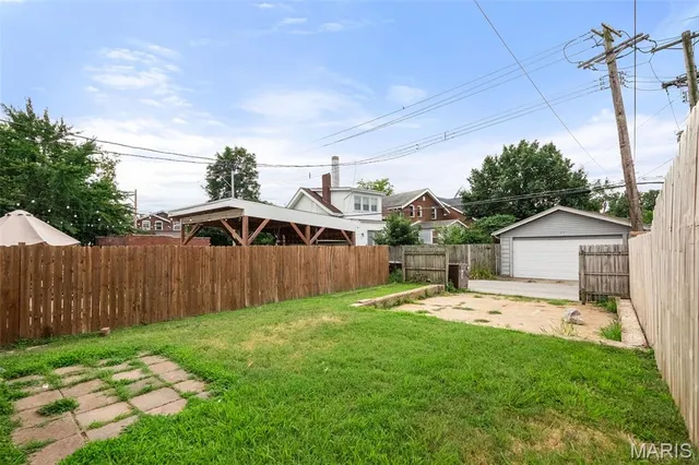 $422,500 | 4810 Arsenal Street, St. Louis, MO 63116