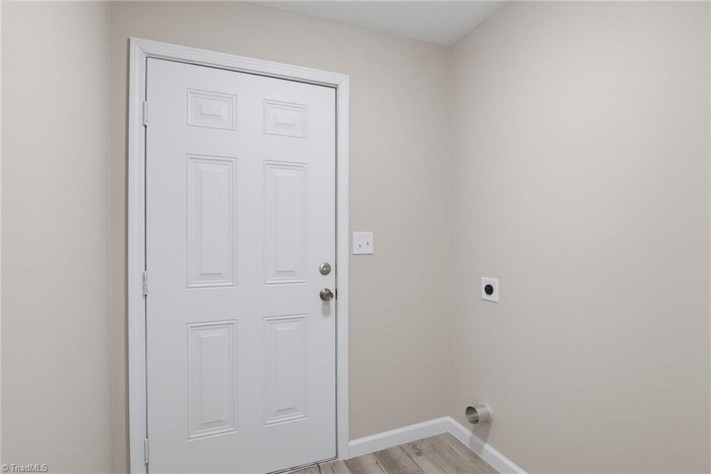 509 Hines Street High Point, NC 27260 - Photo 19 of 24 Laundry/mud room area