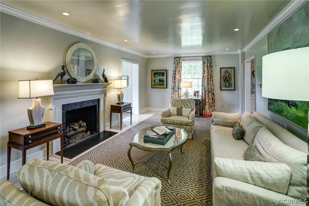 115 South Wilton Road Richmond, VA 23226 - Photo 17 of 33 a living room with furniture and a fireplace