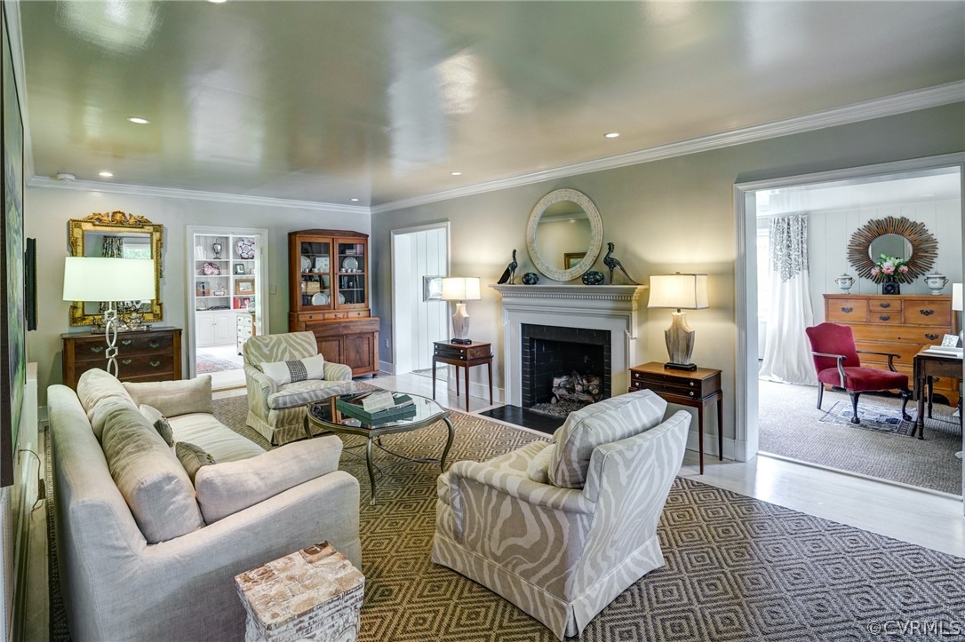 115 South Wilton Road Richmond, VA 23226 - Photo 18 of 33 a living room with furniture and a fireplace