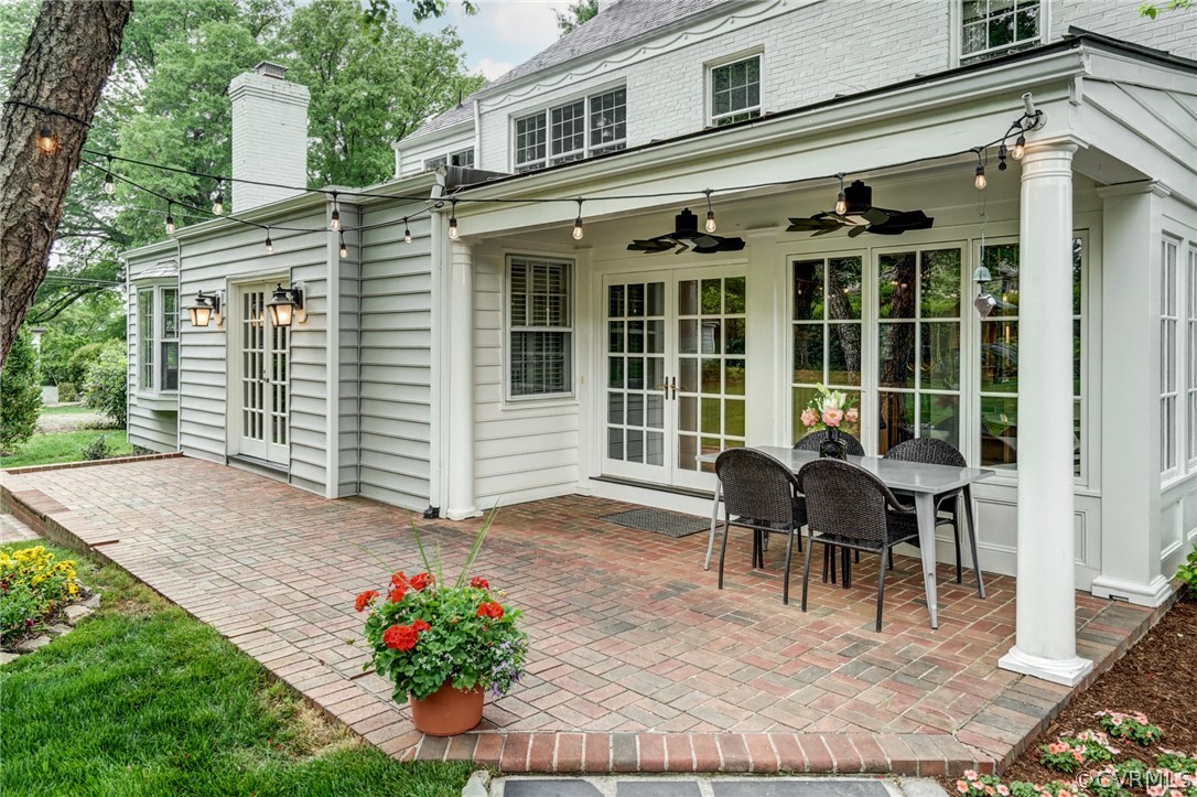 115 South Wilton Road Richmond, VA 23226 - Photo 33 of 33 a view of a house with sitting area and garden