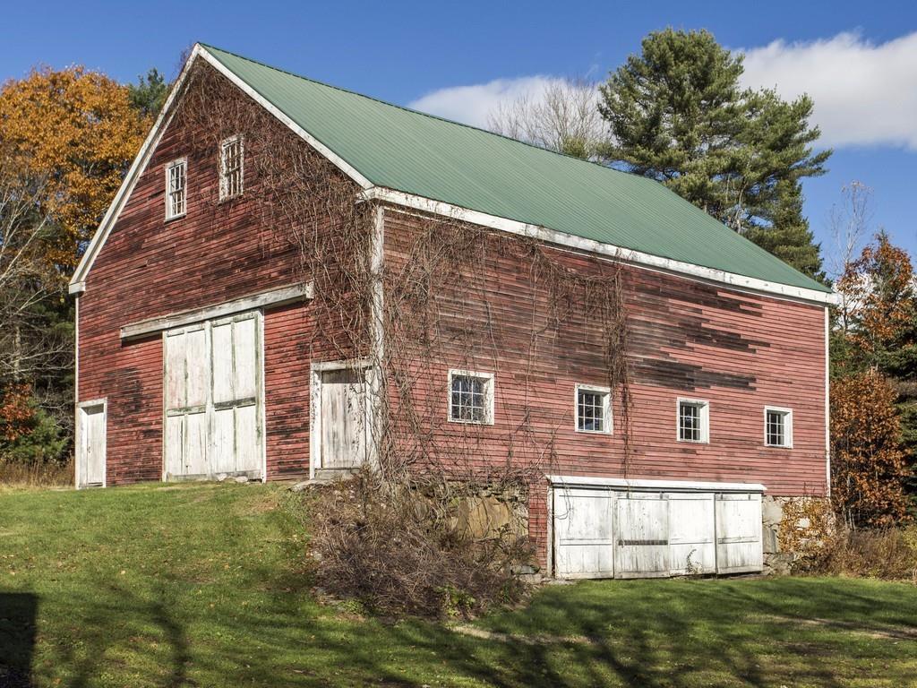 153 Flying Point Road Freeport, ME 04032 - Photo 26 of 27 Barn