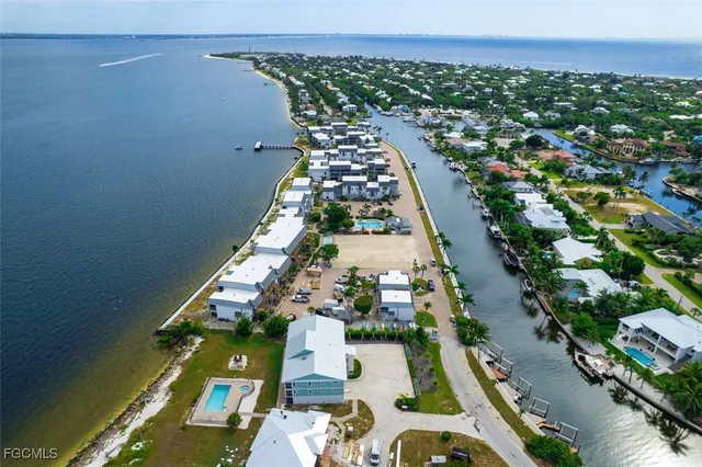 $549,000 | 760 Sextant Drive, Unit 1083, Sanibel, FL 33957