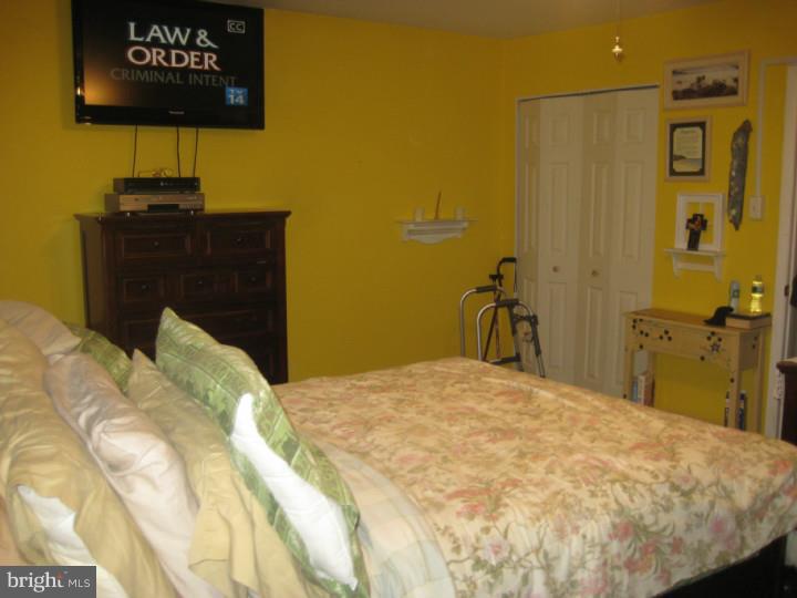 3216 Rhett Road Philadelphia, PA 19154 - Photo 11 of 24 Bedroom