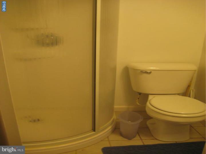 3216 Rhett Road Philadelphia, PA 19154 - Photo 19 of 24 Bathroom
