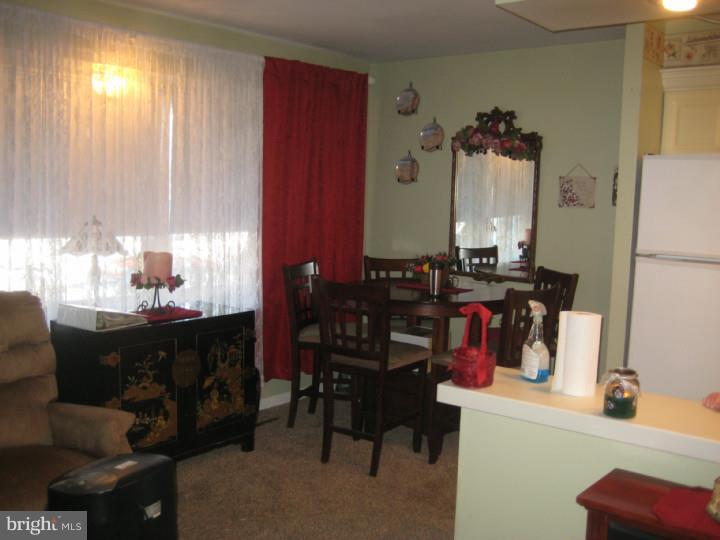 3216 Rhett Road Philadelphia, PA 19154 - Photo 4 of 24 Dining Room