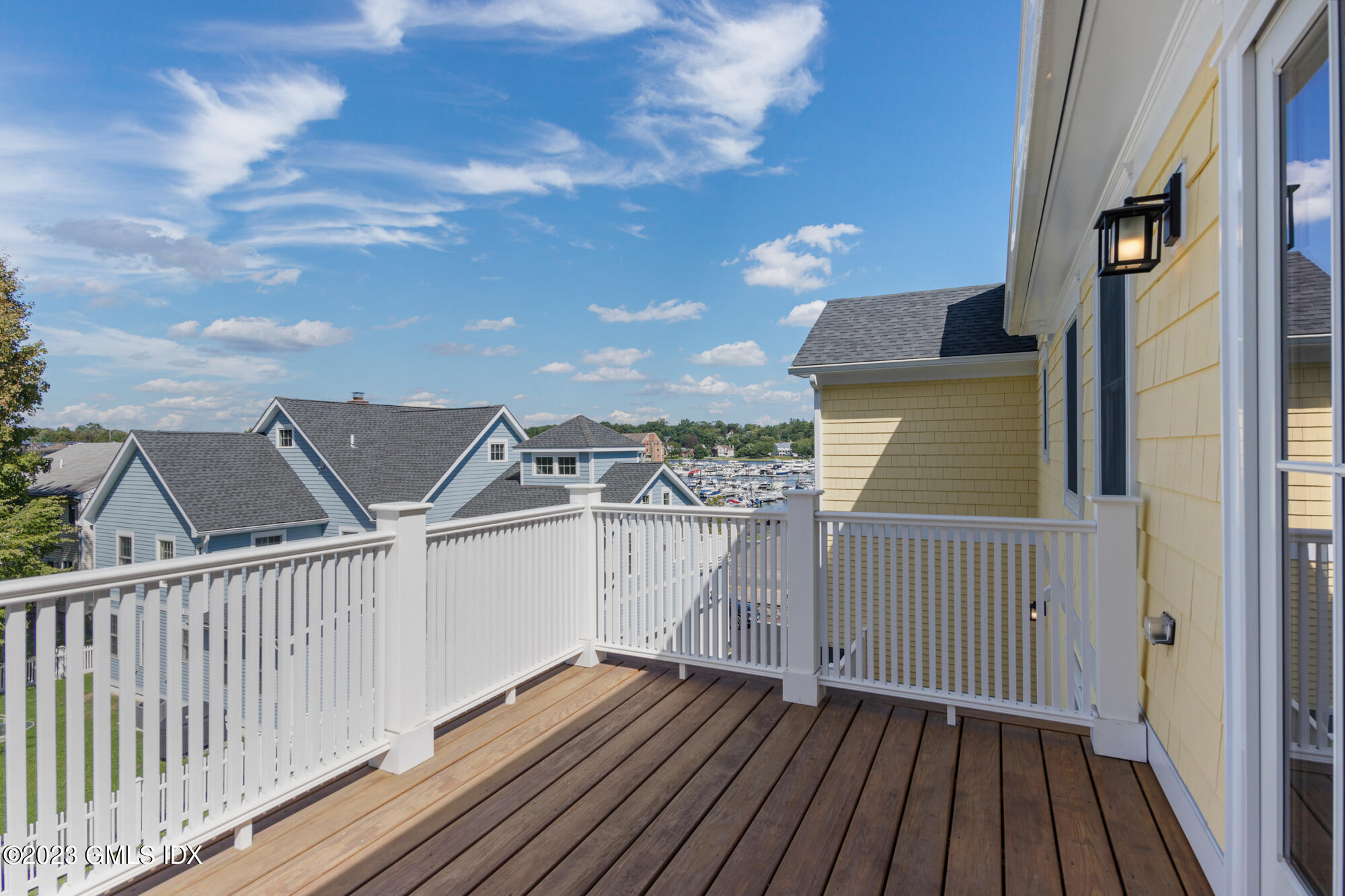 75 Strickland Road, Unit F Cos Cob, CT 06807 - Photo 20 of 25 IMG_2640