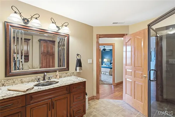 $2,000,000 | 70 East High Point Lane, Columbia, MO 65203