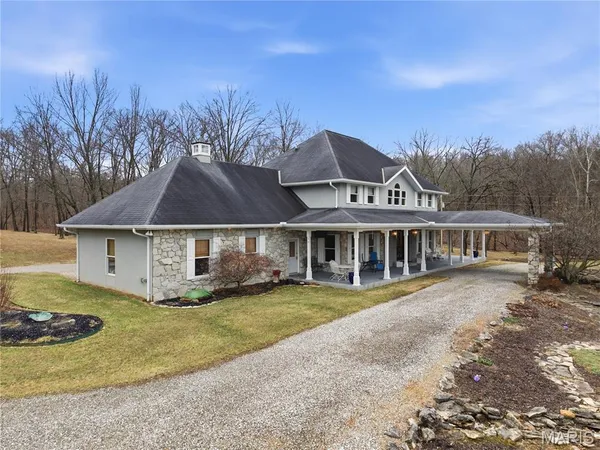 $2,000,000 | 70 East High Point Lane, Columbia, MO 65203