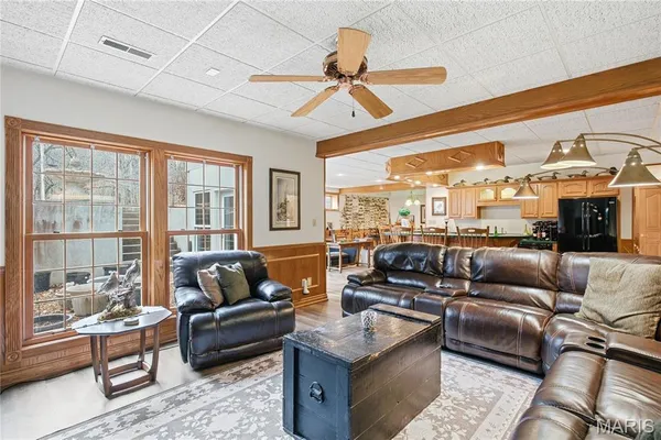 $2,000,000 | 70 East High Point Lane, Columbia, MO 65203