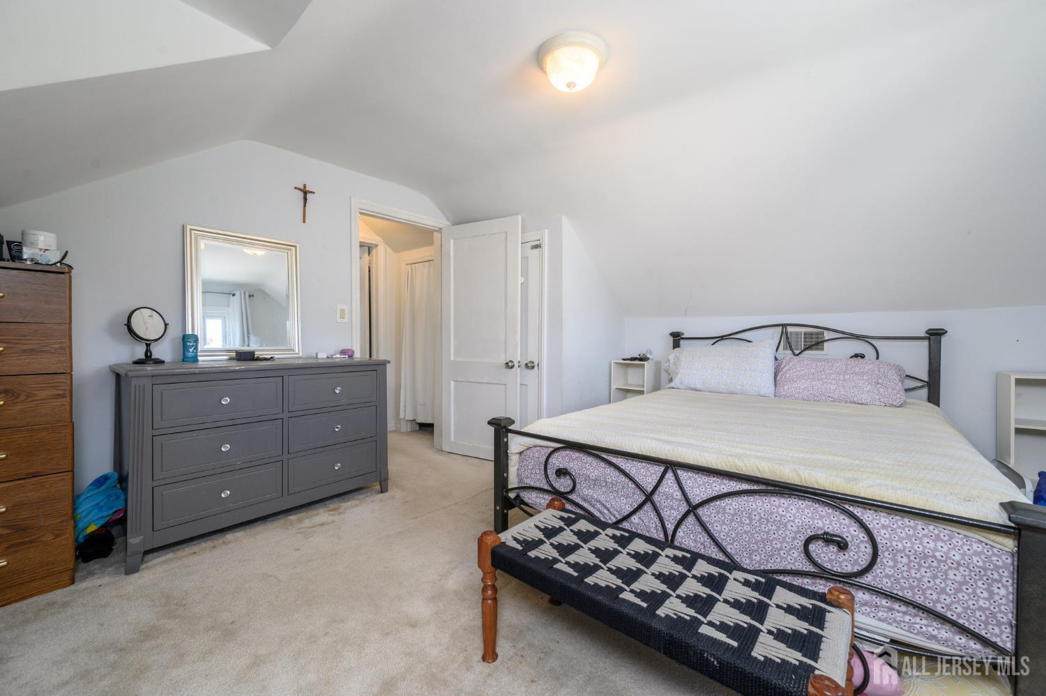 49 Colonial Drive Clark, NJ 07066 - Photo 16 of 31